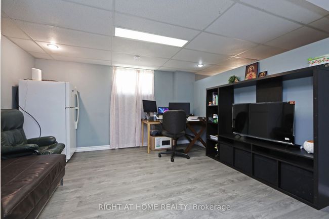 32 Chapman Dr, House other with 4 bedrooms, 4 bathrooms and 2 parking in Ajax ON | Image 28