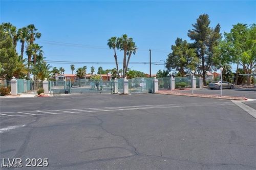 1140-2725 S Nellis Blvd, Las Vegas, NV, 89121-2089 | Card Image