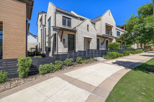 4107 Wayfarer Way, Austin, TX, 78731-6600 | Card Image
