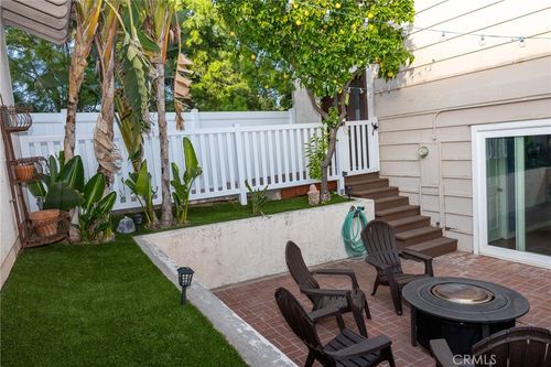 2216 El Capitan Dr, Riverside, CA, 92506-4615 | Card Image