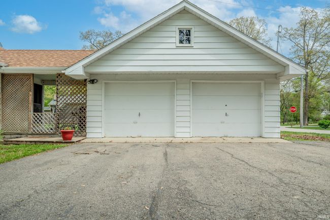 521 S Riverside Dr, House other with 3 bedrooms, 2 bathrooms and null parking in Winamac IN | Image 20