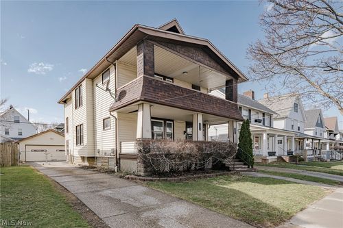 1542 Westwood Ave, Lakewood, OH, 44107-3704 | Card Image