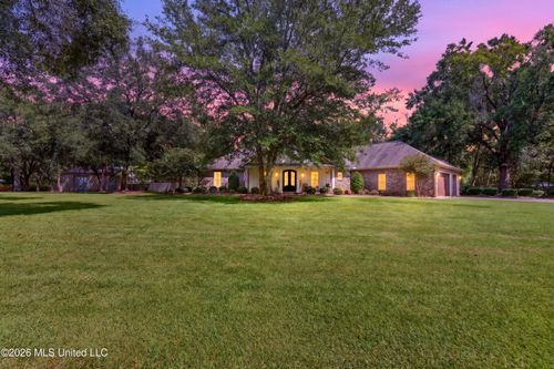 7520 S Park Ridge Drive, Moss Point, MS, 39562 | Card Image
