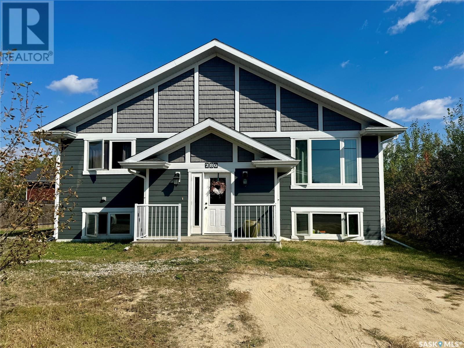 280 De Havilland Ave, For Sale in Air Ronge Zoocasa