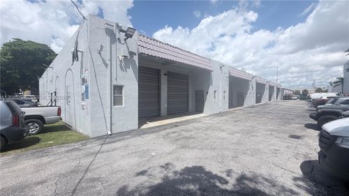 3-7351 Nw 7th Street, Miami, FL, 33126 | Card Image