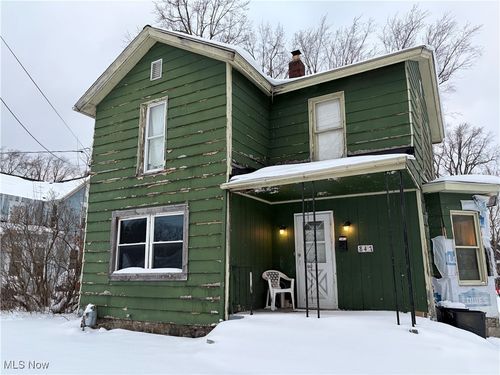 847 W 50th St, Ashtabula, OH, 44004-6715 | Card Image