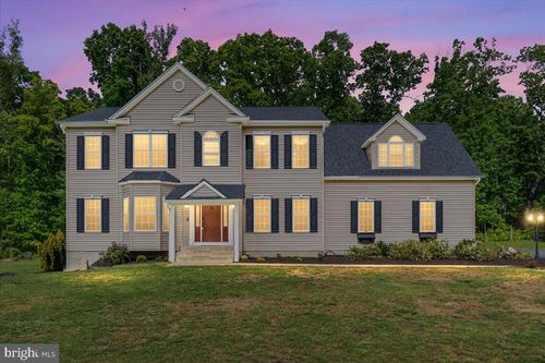 4293 Charleston Way, WARRENTON, VA, 20187-2509 | Card Image