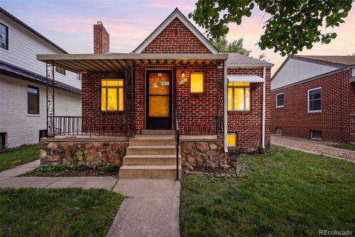 2661 N Glencoe St, Denver, CO, 80207-3251 | Card Image