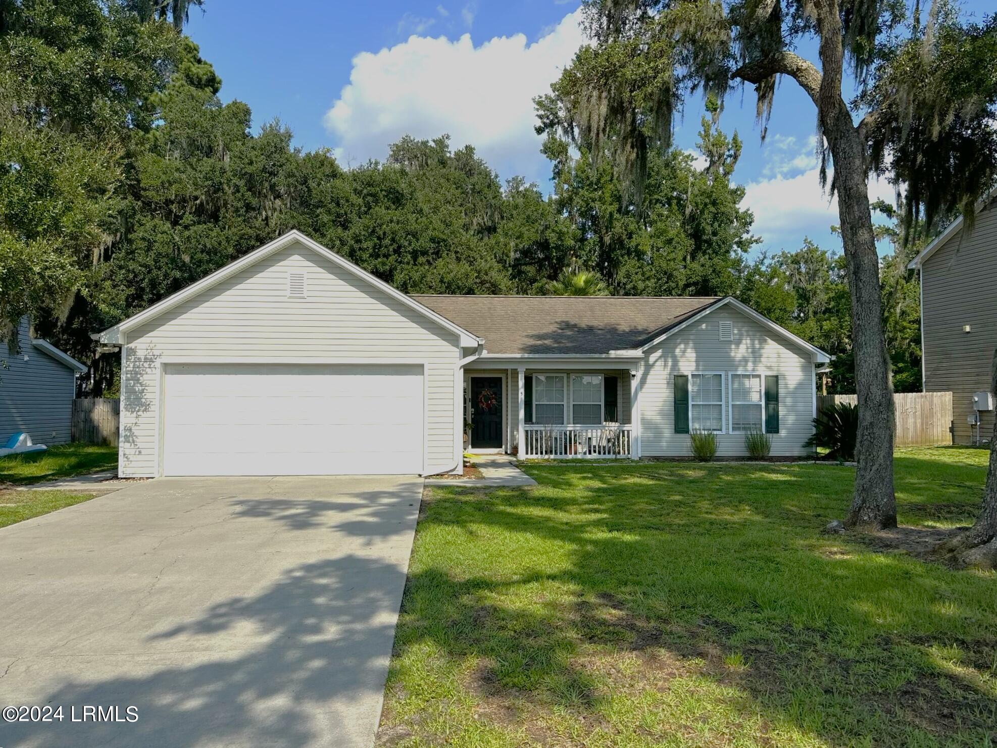 Wintergreen Dr, Beaufort, SC 29906