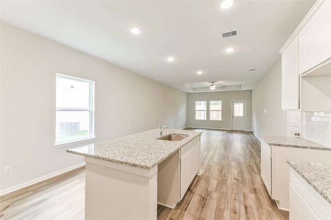 2113 Caney Creek Ln, House other with 3 bedrooms, 2 bathrooms and 2 parking in Conroe TX | Image 8