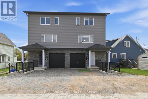 3 Hagar Street, Thorold (Thorold Downtown), ON, L2V3J3 | Card Image