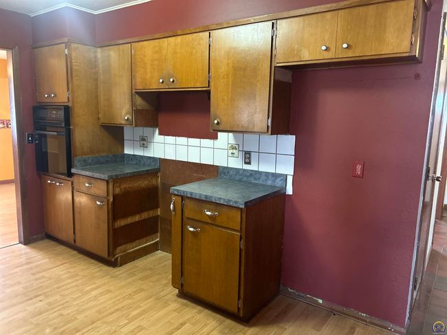 718 S 9 Th St, House other with 4 bedrooms, 2 bathrooms and null parking in Osage City KS | Image 8