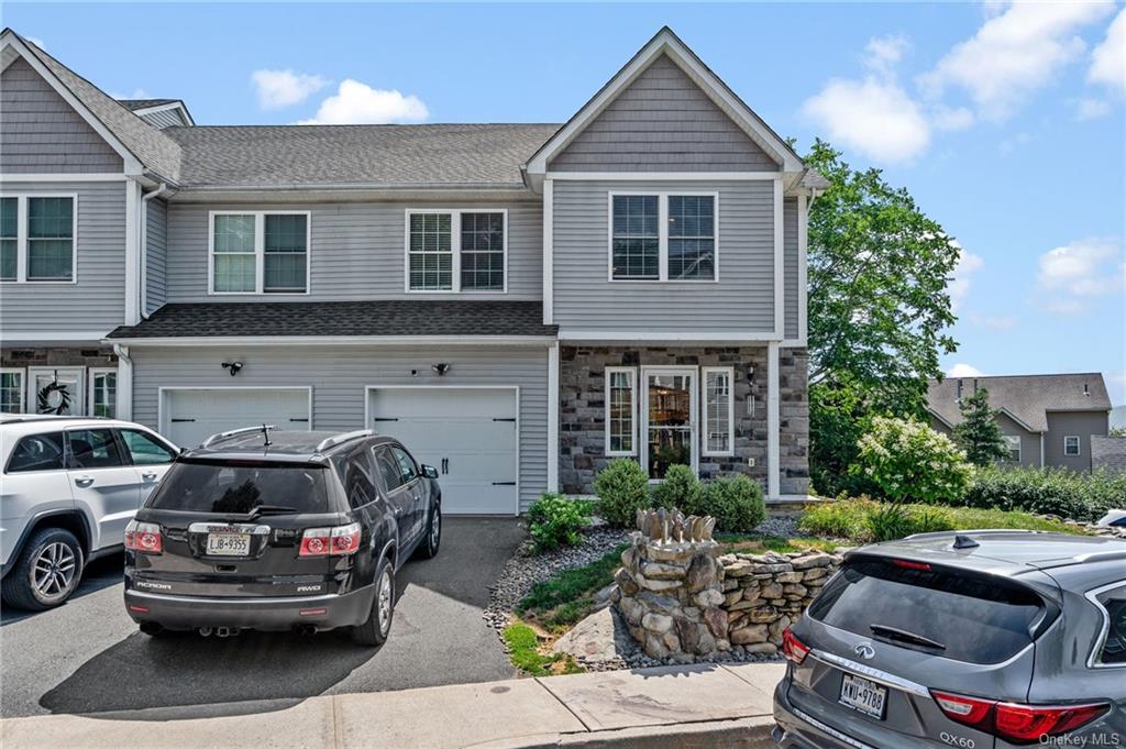 Highwood Dr, New Windsor, NY 12553