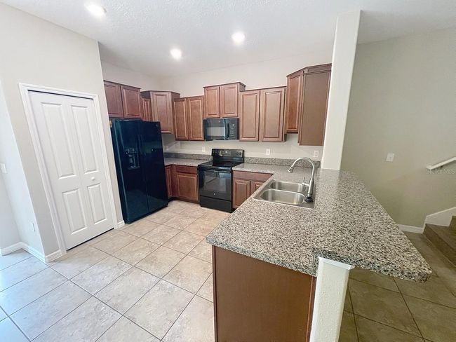 3926 Cat Mint St, Townhouse with 3 bedrooms, 3 bathrooms and null parking in TAMPA FL | Image 9