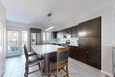 213 - 250 Sunny Meadow Blvd, Condo with 3 bedrooms, 3 bathrooms and 2 parking in Brampton ON | Image 3