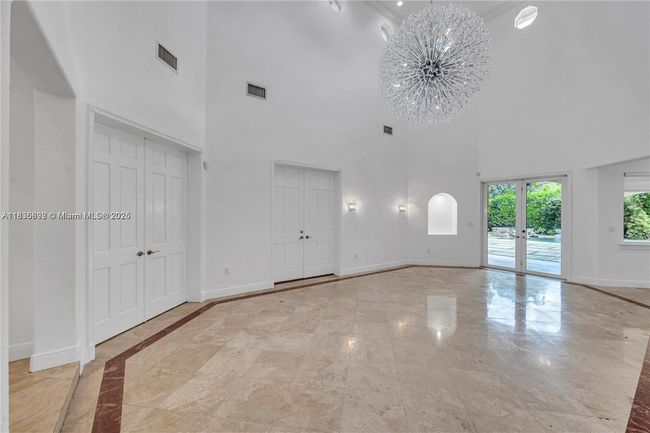 13400 Sw 83 Rd Ave, House other with 4 bedrooms, 6 bathrooms and null parking in Pinecrest FL | Image 9