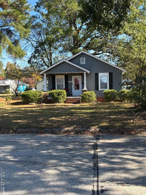 1226 Hamilton St, Roanoke Rapids, NC, 27870-3847 | Card Image