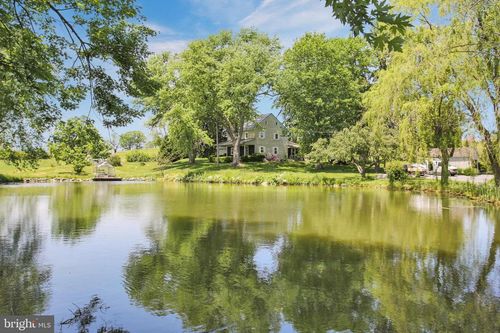 233 Hetrick Rd, BERNVILLE, PA, 19506-8814 | Card Image