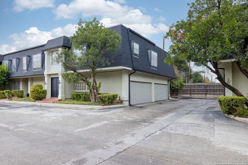 apt-107-7834 Broadway, San Antonio, TX, 78209-2525 | Card Image