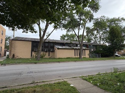 7550 S Phillips Ave, Chicago, IL, 60649-3724 | Card Image