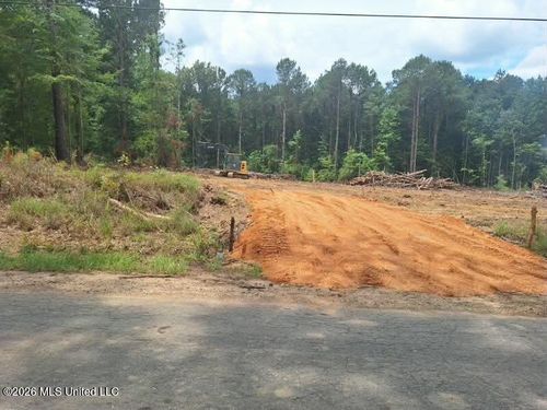 709 Old Pinola Braxton Road, Braxton, MS, 39044 | Card Image