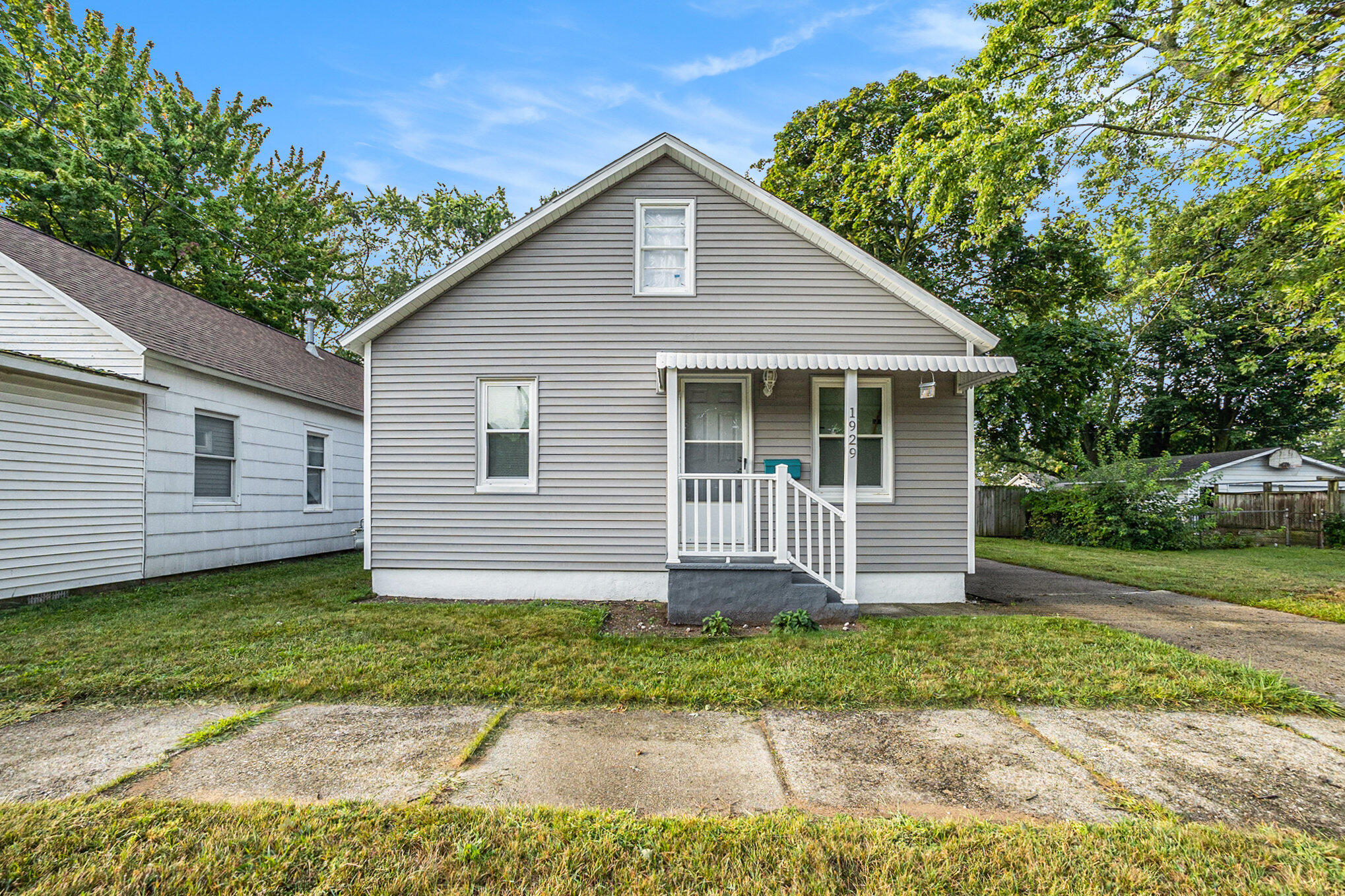 Philo Ave, Muskegon, MI 49441