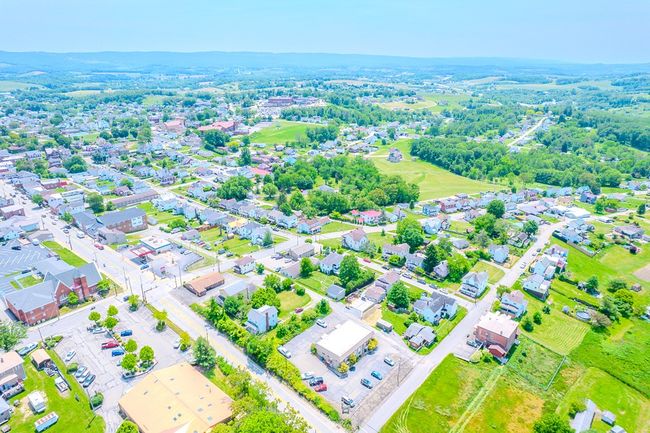 1027 W Main St, Home with 0 bedrooms, 0 bathrooms and 29 parking in Mt. Pleasant Twp - Wml PA | Image 50
