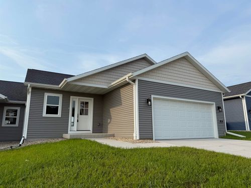 1237 Tivoli Circle, Oregon, WI, 53575 | Card Image