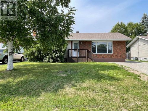 225 Hessle Avenue, Temiskaming Shores (New Liskeard), ON, P0J1P0 | Card Image