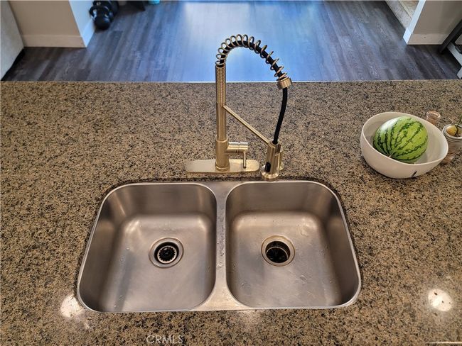 34182 Carissa Dr, Condo with 3 bedrooms, 3 bathrooms and 2 parking in Lake Elsinore CA | Image 9