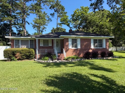 108 W Peter St, Cochran, GA, 31014-6847 | Card Image
