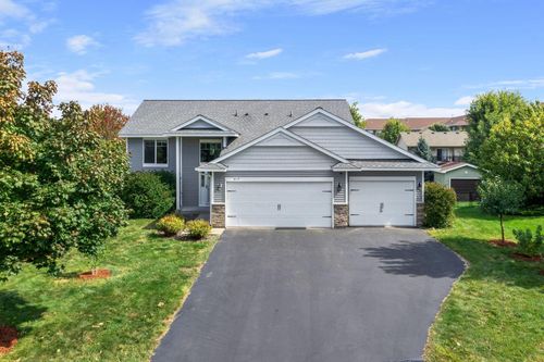 8614 Tessman Ct N, Brooklyn Park, MN, 55445-3100 | Card Image