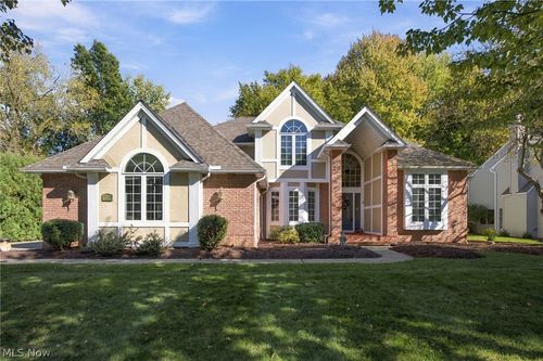 517 Rockwood Ct, Avon Lake, OH, 44012-3001 | Card Image