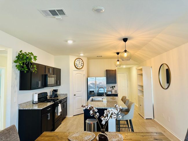 178 Levi Lndg, House other with 3 bedrooms, 2 bathrooms and 4 parking in Kyle TX | Image 7