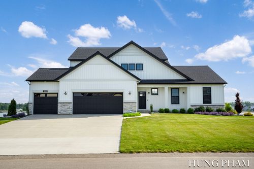 8213 Placid Waters Dr, Allendale, MI, 49401-6503 | Card Image