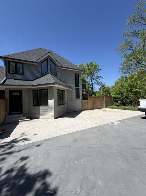 28B Fleming Avenue, Brampton, ON, L6Y1K2 | Card Image
