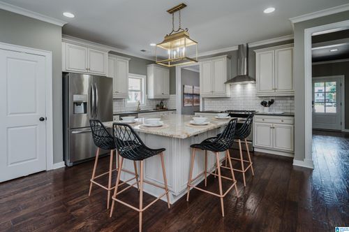 4371 Abbotts Way, HOOVER, AL, 35226-6353 | Card Image