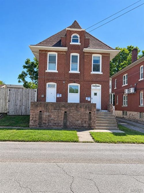 609 Church St, Hannibal, MO, 63401-4325 | Card Image