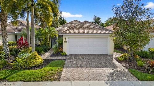 28517 Hammerhead Ln, BONITA SPRINGS, FL, 34135-8617 | Card Image