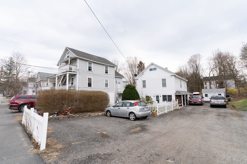 Residential Income in Brookfield 3