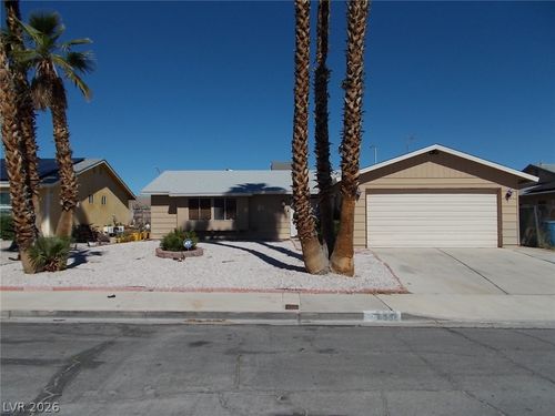 6236 Silverfield Dr, Las Vegas, NV, 89103-4541 | Card Image