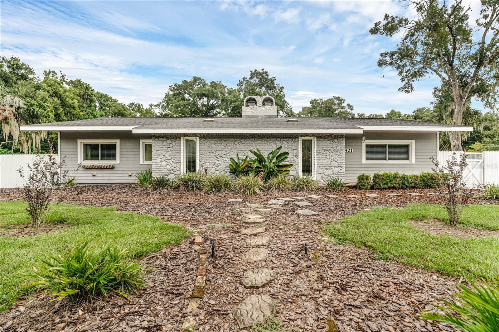Hill Ave, Deland, FL 32724