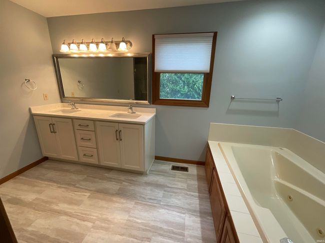 404 Ridge Ct, House other with 4 bedrooms, 3 bathrooms and null parking in Ossian IN | Image 16