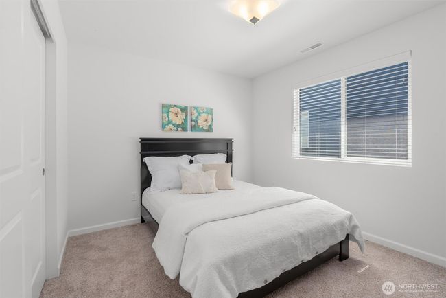 3rd Upstairs Bedroom | Image 28