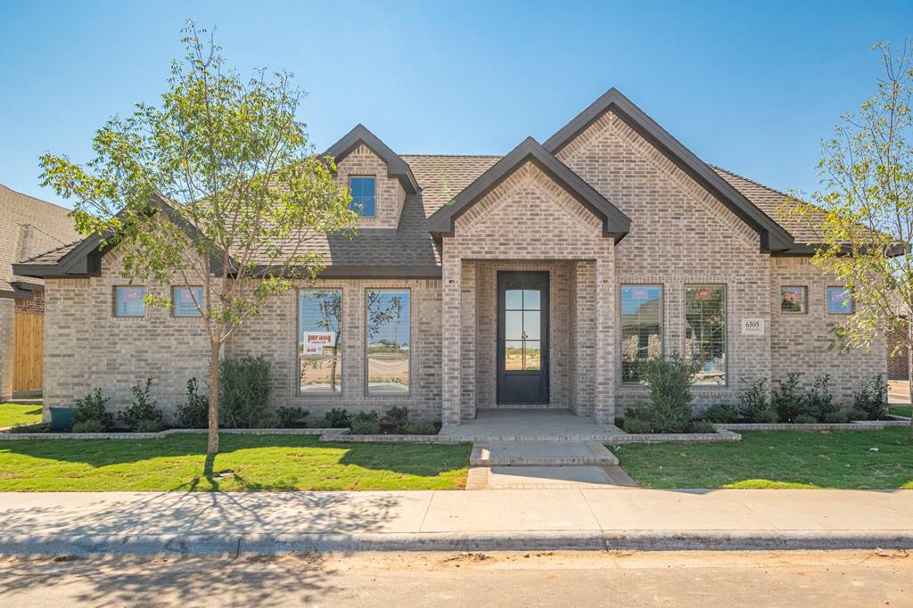 Elmwood Dr, Midland, TX 79707