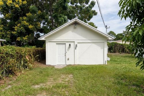 b-337 Avenue E Se, WINTER HAVEN, FL, 33880 | Card Image