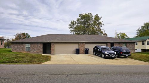 625/627 W Hawthorne Street, Houston, MO, 65483 | Card Image