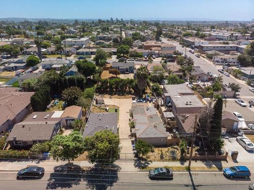 1426 E 16th St, National City, CA, 91950-4923 | Card Image