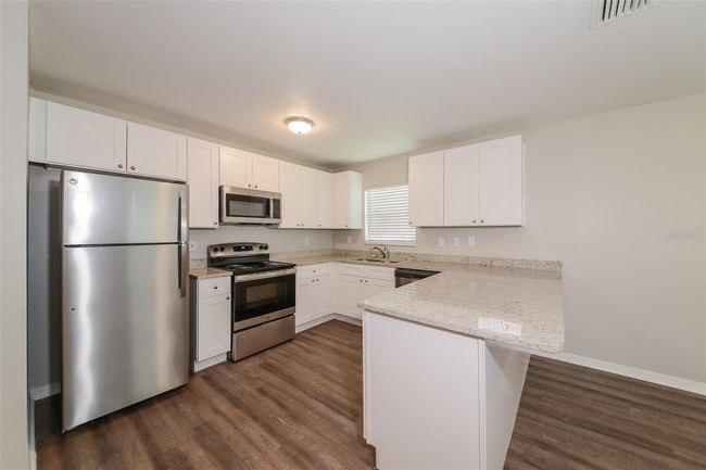 2715 4 Th Ave E, House other with 4 bedrooms, 2 bathrooms and null parking in PALMETTO FL | Image 5
