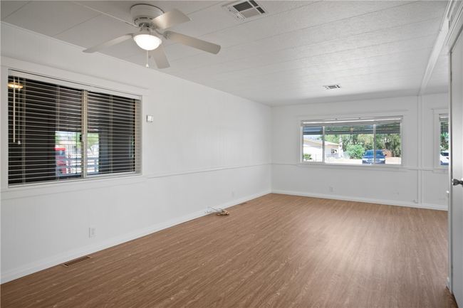Living Room | Image 13